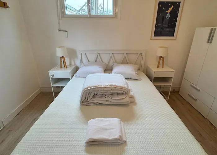 Lejlighed 2 Pieces Avec Terrasse A Touques, Parking Privatif - Fr-1-712-88 *