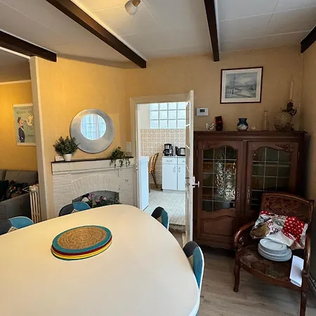 T2 Avec Terrasse Et Parking Prive, Confort, Proche Trouville - Fr-1-712-88